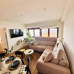 Apartment Mansio Nevada 104 - Luxury 3 Bed Apartment, New 2025 & Direct Access To Slopes Sierra Nevada