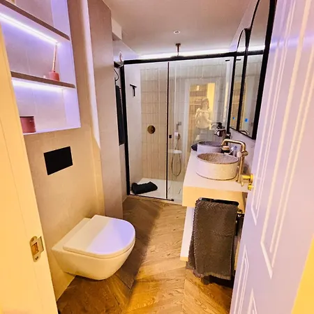 Mansio Nevada 104 - Luxury 3 Bed Apartment, New 2025 & Direct Access To Slopes *