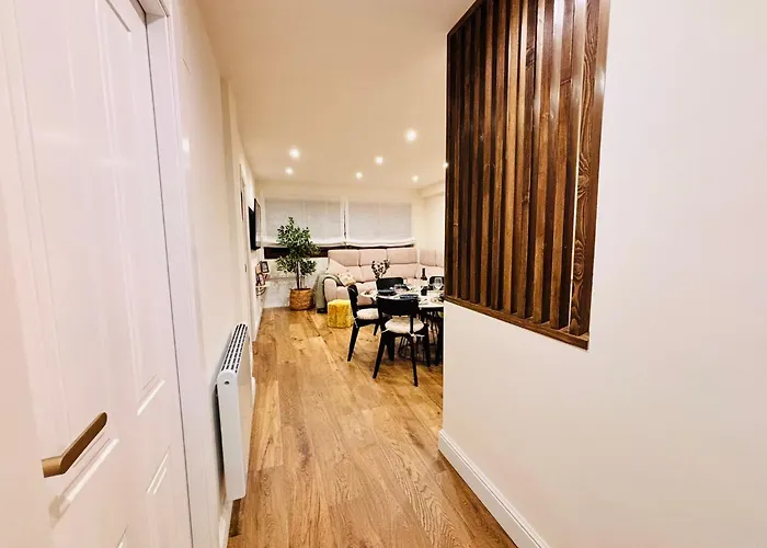 Mansio Nevada 104 - Luxury 3 Bed Apartment, New 2025 & Direct Access To Slopes Διαμέρισμα *